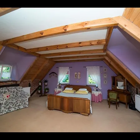 Zagroda U Macieja אוסטקה