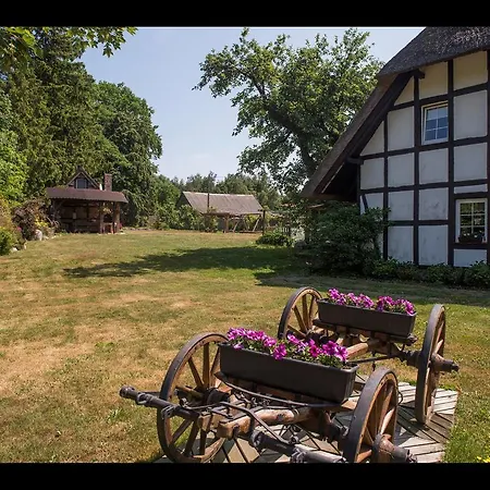 Zagroda U Macieja Ustka
